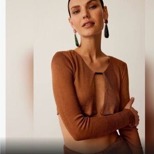 Savannah Morrow Birdie top